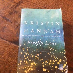 Kristin Hannah book firefly lane